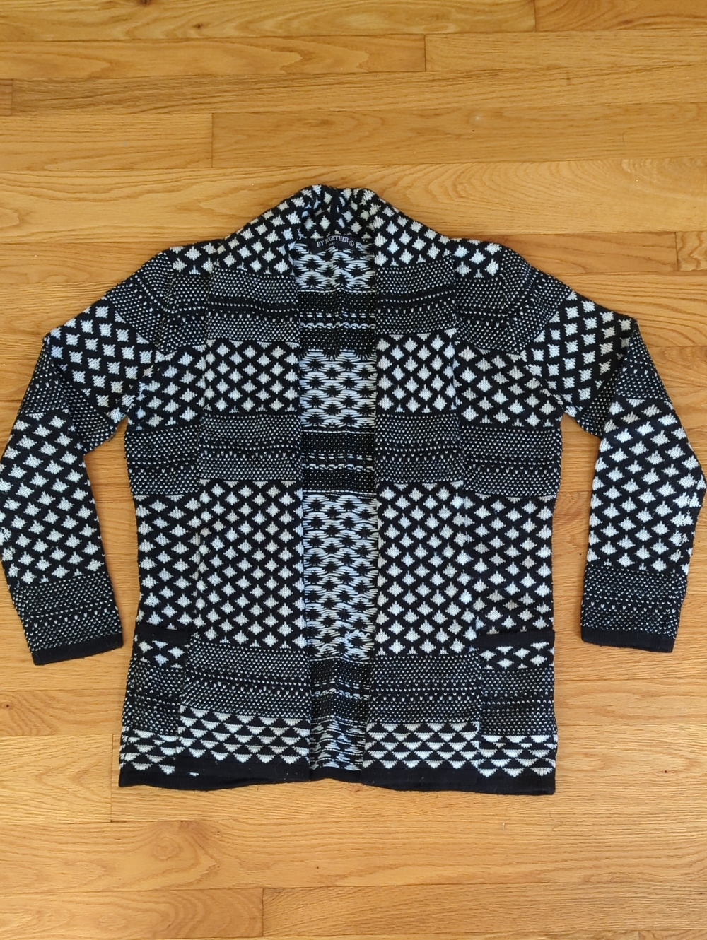 By Together Black and White Geometric Open Cardigan